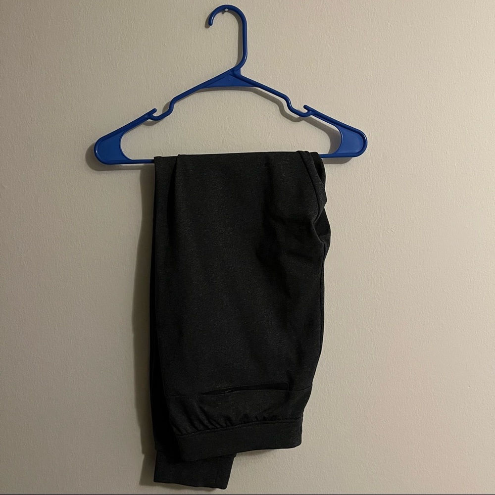 Lululemon | Medium | Gray | Joggers